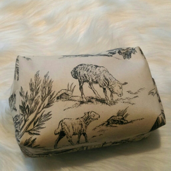 Sally Spicer Handbags - Sally Spicer make-up bag